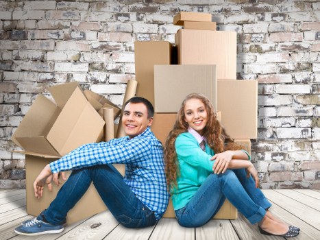 Packing and loading furniture during a Boundsgreen house move