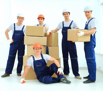 Careful handling of student furniture and boxes during a Boundsgreen move