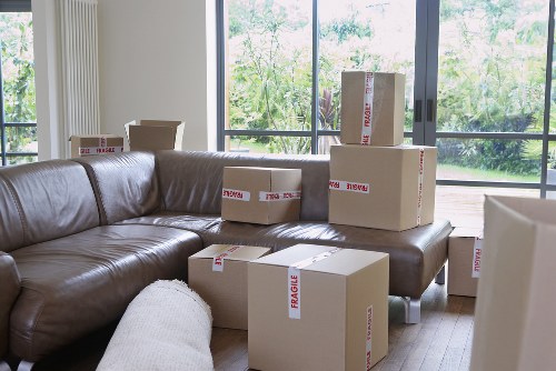 UK governing law and legal terms for a moving and transport service